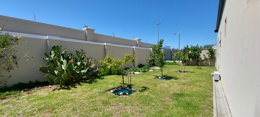 3 Bedroom Property for Sale in Heritage Park Western Cape